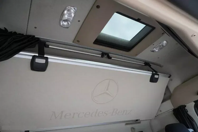 Mercedes Actros 1840 / NOWA ocynkowana laweta 9.2 m / kab. sypialna zdjęcie 28