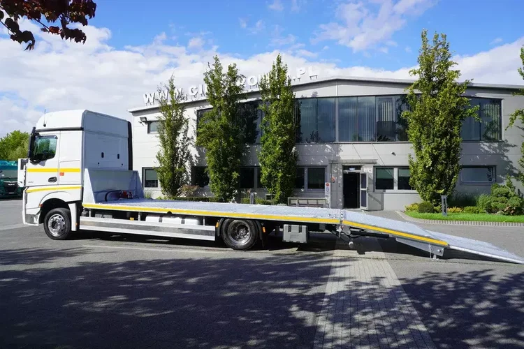 Mercedes Actros 1840 / NOWA ocynkowana laweta 9.2 m / kab. sypialna zdjęcie 7