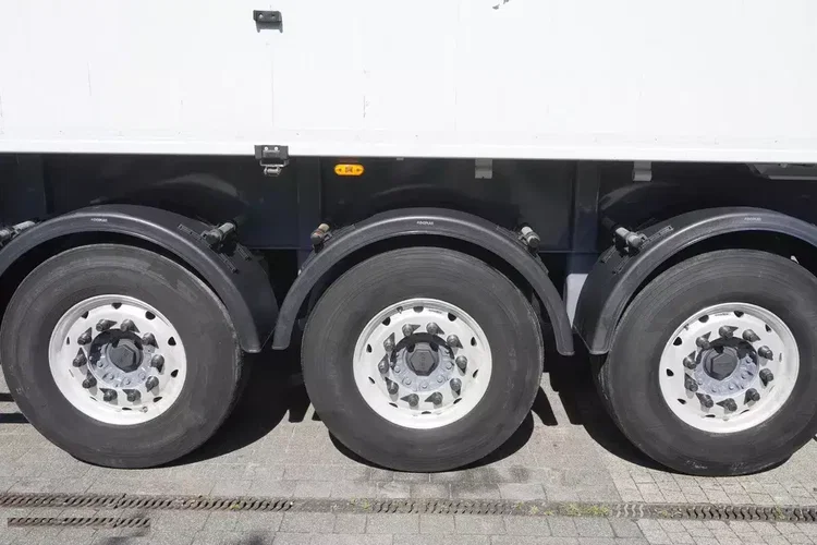 GRAS naczepa wywrotka aluminiowa 48 m3 zdjęcie 9