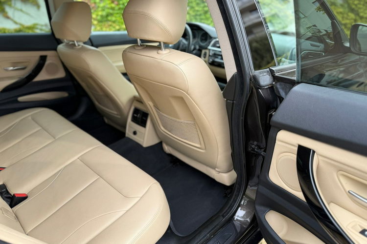 BMW 3GT 320i High Executive zdjęcie 11