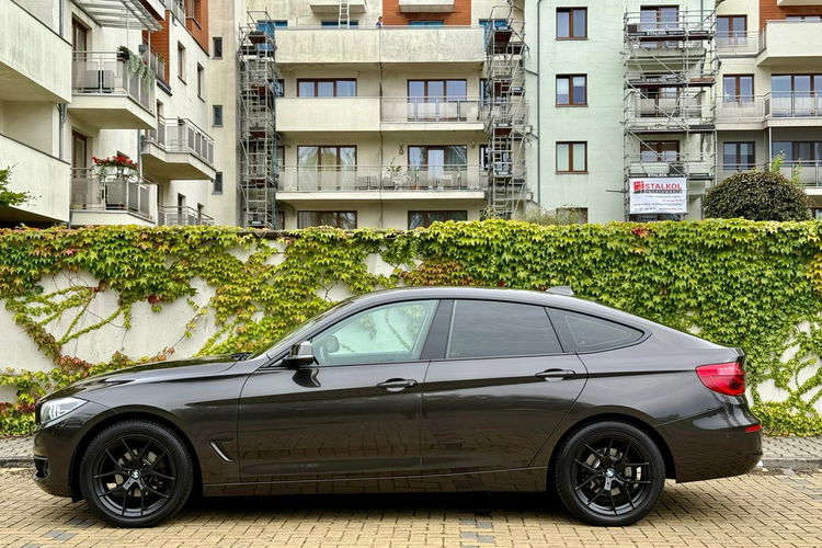 BMW 3GT 320i High Executive zdjęcie 2
