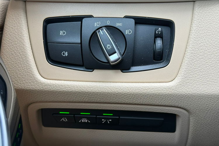 BMW 3GT 320i High Executive zdjęcie 23