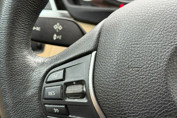 BMW 3GT 320i High Executive zdjęcie 25