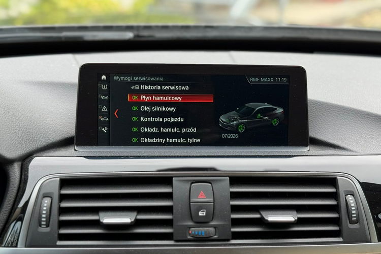 BMW 3GT 320i High Executive zdjęcie 29