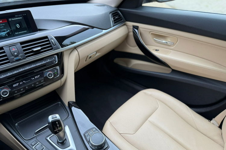 BMW 3GT 320i High Executive zdjęcie 34