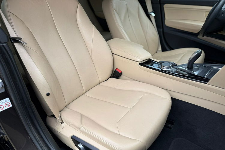 BMW 3GT 320i High Executive zdjęcie 9