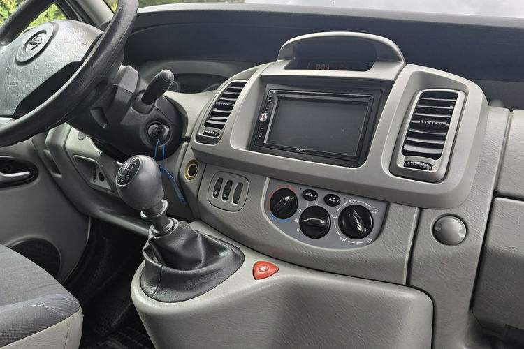 Opel Vivaro 2.0 dCi 8-osobowy / Bezwypadkowy / ZADBANY zdjęcie 7