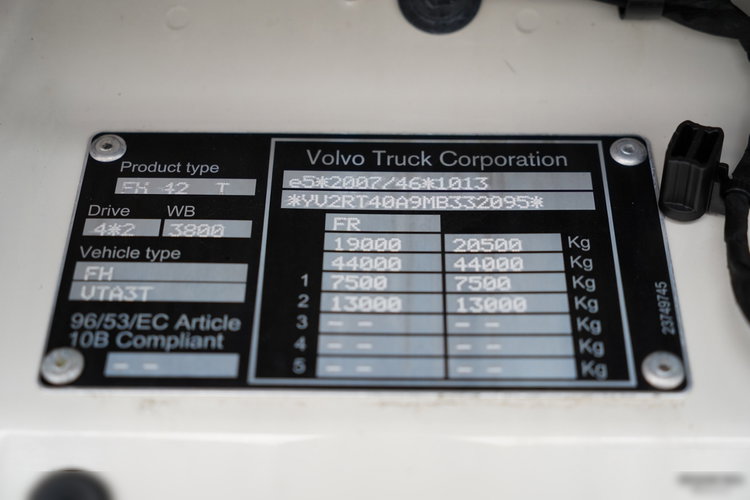 Volvo FH 500 / I-SAVE / KLIMATYZACJA POSTOJOWA / 2021 ROK / PO KONTRAKCIE SERWISOWYM zdjęcie 38