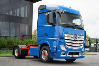 Mercedes Actros