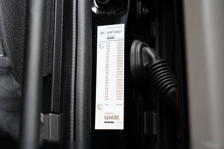 Scania S 500 / RETARDER / KLIMATYZACJA POSTOJOWA / NAVI / PO KONTRAKCIE SERWISOWYM zdjęcie 34