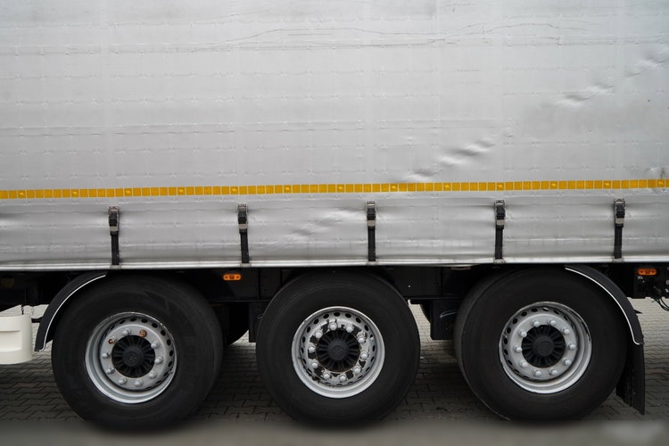 Wielton / FIRANKA / STANDARD / OŚ PODNOSZONA / PLANDEKA ZBROJONA zdjęcie 24