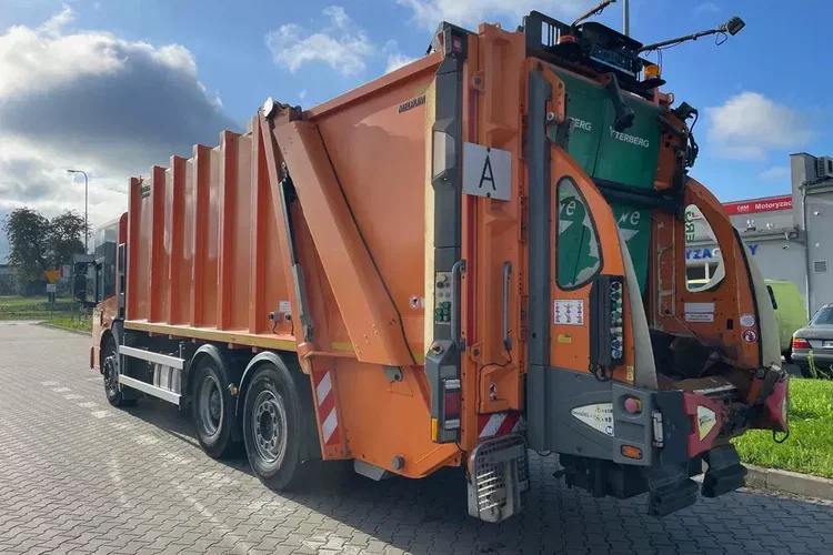 Mercedes MB ECONIC 1835 ŚMIECIARKA ZOLLER MEDIUM X2 zdjęcie 3