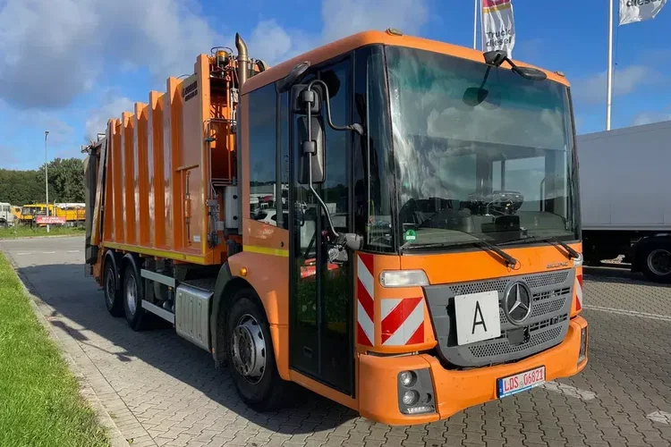 Mercedes MB ECONIC 1835 ŚMIECIARKA ZOLLER MEDIUM X2 zdjęcie 7