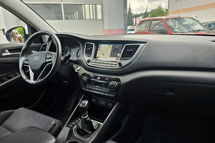 Hyundai Tucson Nawigacja, kamera, grzane fotele i kierownica, serwis zdjęcie 19