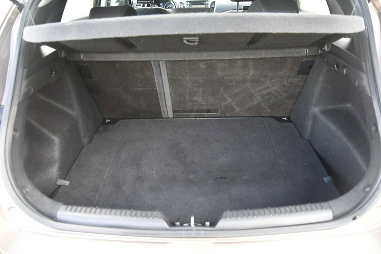 Hyundai i30 1.6benz Ledy. .Navigacja.Tempomat.El.szyby.Centralka.SERWIS zdjęcie 19