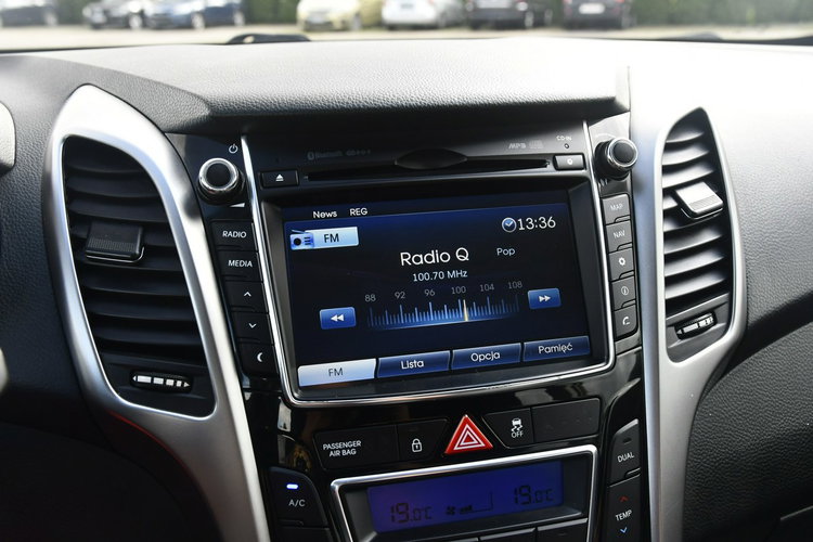 Hyundai i30 1.6benz Ledy. .Navigacja.Tempomat.El.szyby.Centralka.SERWIS zdjęcie 26