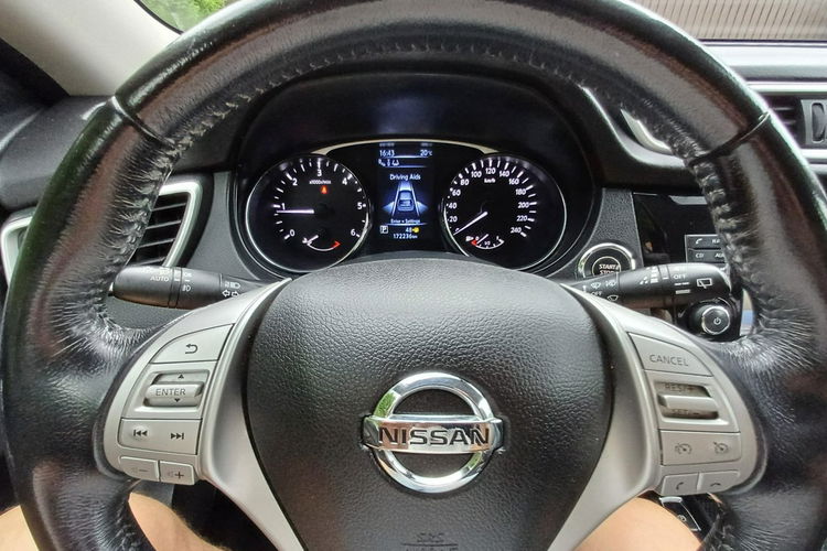 Nissan X-Trail zadbany, bardzo bogata wersja, 7 MIEJSCOWY zdjęcie 19