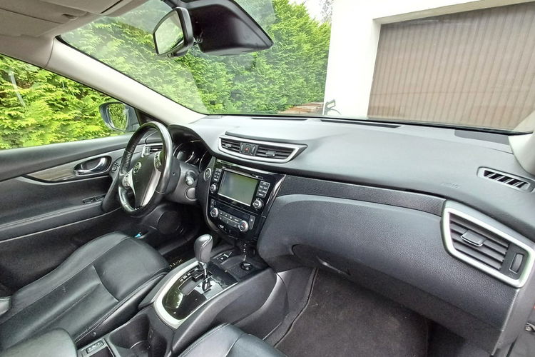 Nissan X-Trail zadbany, bardzo bogata wersja, 7 MIEJSCOWY zdjęcie 9