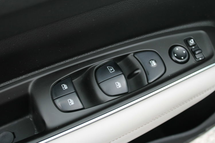 Renault Koleos 2.0 190HP Initiale Paris 4WD Skóra zdjęcie 22