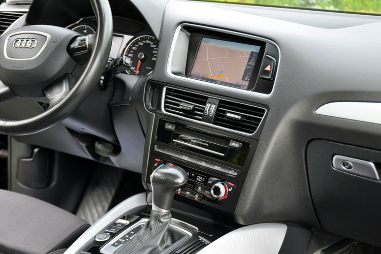 Audi Q5 2.0TDI(177KM) Lift Xenon Led Navi Keyless Go El.Klapa Panorama Alu18" zdjęcie 26