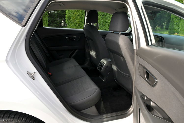 Seat Leon 1.6TDI(110KM) Biały Duża Navi Welur 2xParktronik I Wł Alu16"ASO zdjęcie 19