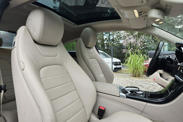 Mercedes C 300 C300 245KM Coupe / Bezwypadkowa / ZADBANA zdjęcie 9