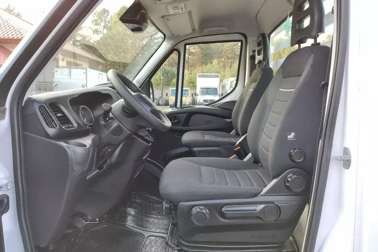 Iveco Daily 35S16 V zdjęcie 19