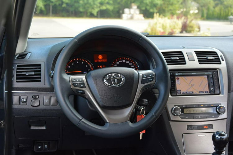 Toyota Avensis 1.8 VVT -i(147KM) Navi Kamera Klimatronic Oryginał z Niemiec ALU zdjęcie 21