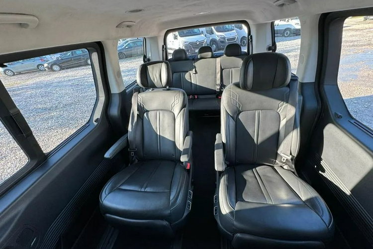 inny Hyundai Staria pierwszy egzemplarz w Polsce 179990zł netto + VAT zdjęcie 11