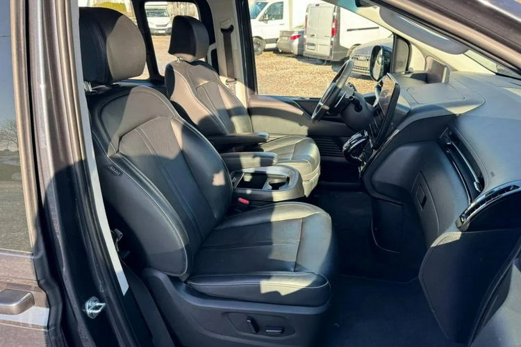 inny Hyundai Staria pierwszy egzemplarz w Polsce 179990zł netto + VAT zdjęcie 14