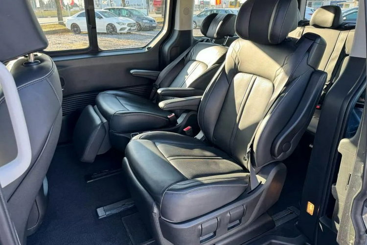 inny Hyundai Staria pierwszy egzemplarz w Polsce 179990zł netto + VAT zdjęcie 16