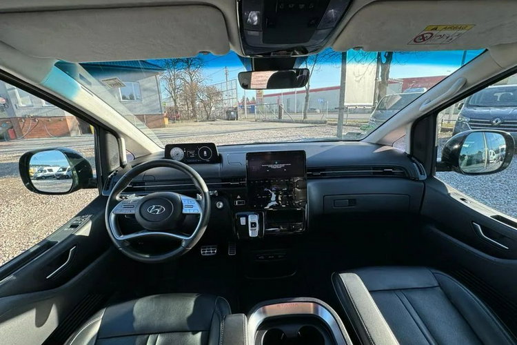 inny Hyundai Staria pierwszy egzemplarz w Polsce 179990zł netto + VAT zdjęcie 18