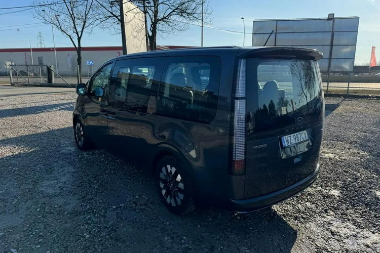 inny Hyundai Staria pierwszy egzemplarz w Polsce 179990zł netto + VAT zdjęcie 4