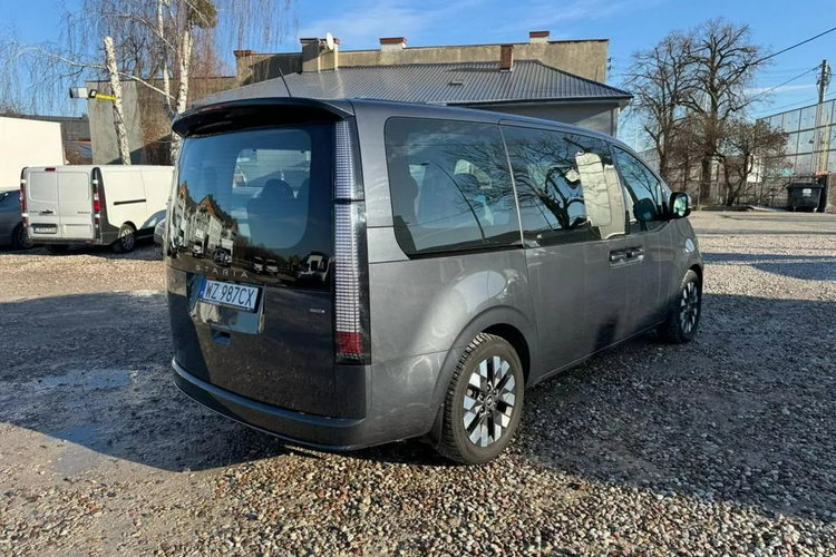 inny Hyundai Staria pierwszy egzemplarz w Polsce 179990zł netto + VAT zdjęcie 5