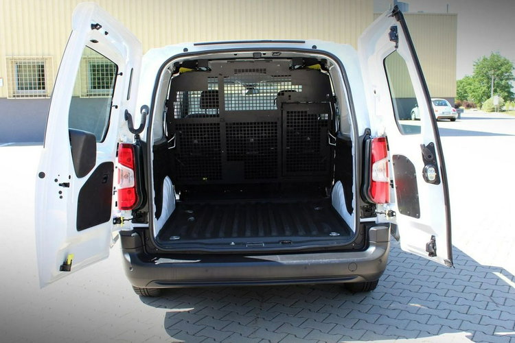 Fiat Doblo Long / L2 / Brygadówka / możliwość przesunięcia ściany grodziowej zdjęcie 17