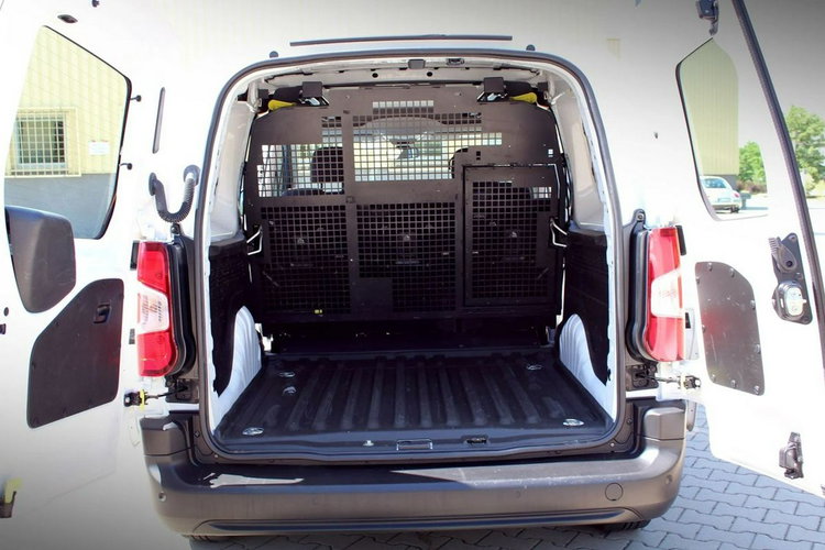 Fiat Doblo Long / L2 / Brygadówka / możliwość przesunięcia ściany grodziowej zdjęcie 18