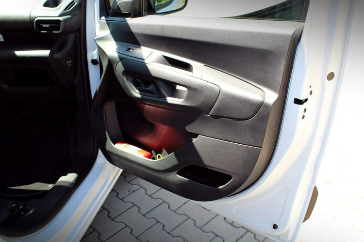 Fiat Doblo Long / L2 / Brygadówka / możliwość przesunięcia ściany grodziowej zdjęcie 21