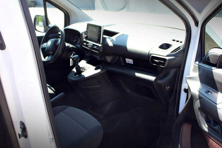 Fiat Doblo Long / L2 / Brygadówka / możliwość przesunięcia ściany grodziowej zdjęcie 22