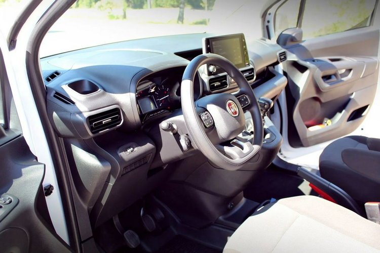 Fiat Doblo Long / L2 / Brygadówka / możliwość przesunięcia ściany grodziowej zdjęcie 26