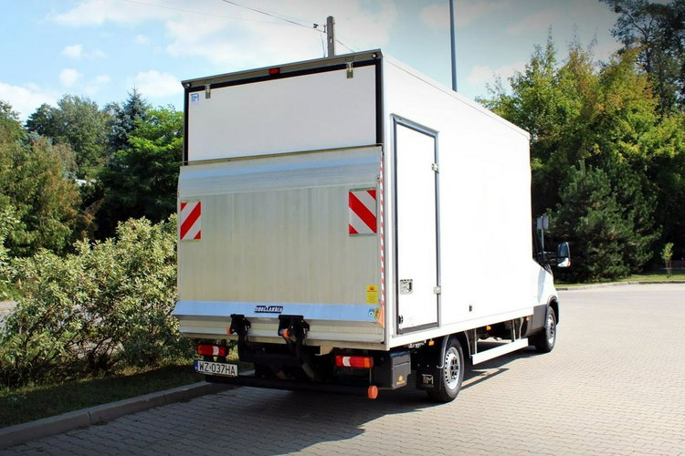 Daily 35S18 Iveco Daily 35S18 Himatic kontener 9eu palet + winda Dhollandia 750kg zdjęcie 1