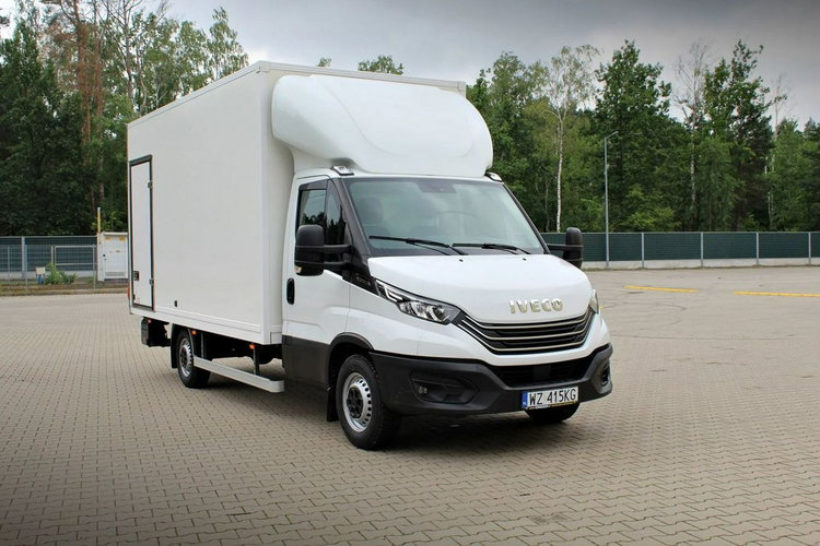 Daily 35S18 Iveco Daily 35S18 Himatic kontener 9eu palet + winda Dhollandia 750kg zdjęcie 13