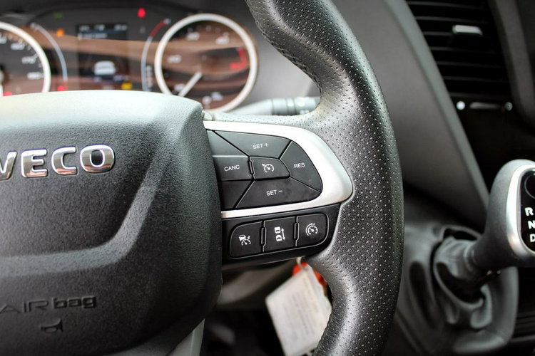 Daily 35S18 Iveco Daily 35S18 Himatic kontener 9eu palet + winda Dhollandia 750kg zdjęcie 20