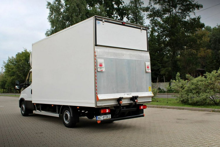 Daily 35S18 Iveco Daily 35S18 Himatic kontener 9eu palet + winda Dhollandia 750kg zdjęcie 8