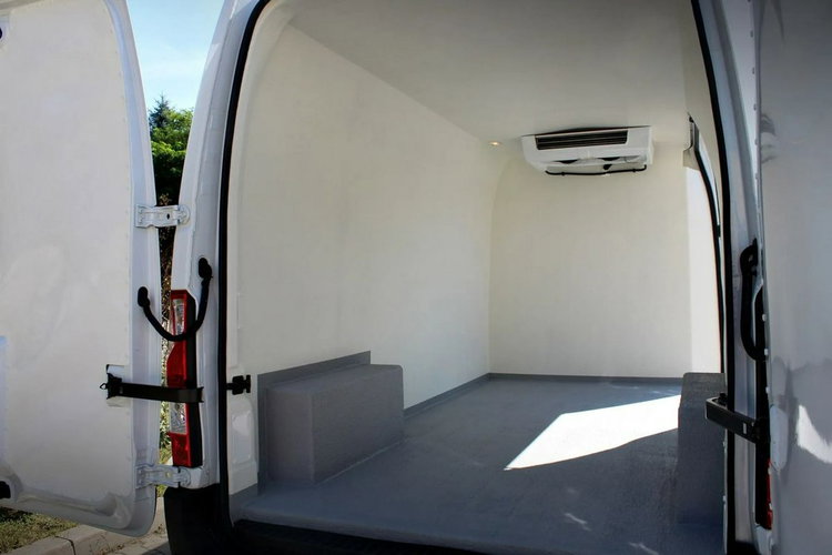 Renault Master Salon Polska / Ducato / Boxer / Jumper / Movano zdjęcie 21
