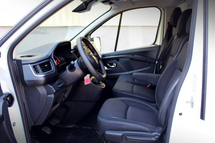 Renault Trafic zdjęcie 16