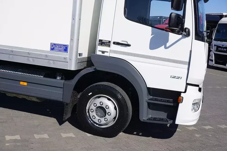 Mercedes ATEGO / 1221 / ACC / EURO 6 / KONTENER + WINDA / 17 PALET zdjęcie 29