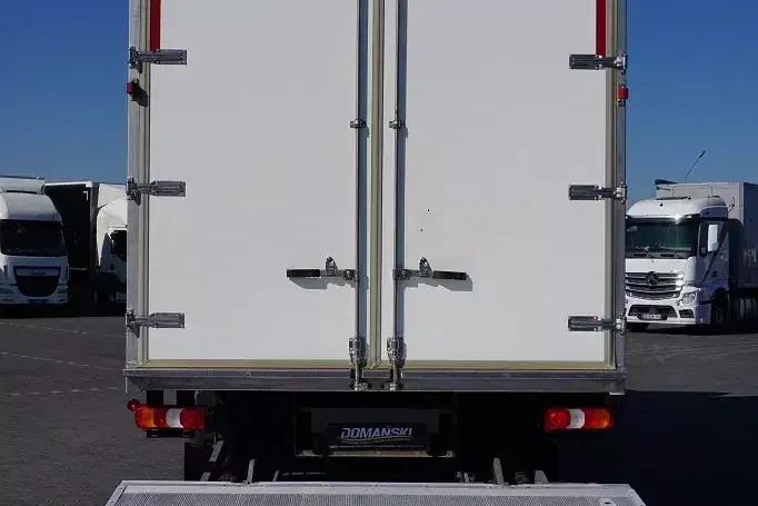 Mercedes ATEGO / 1221 / ACC / EURO 6 / KONTENER + WINDA / 17 PALET zdjęcie 37