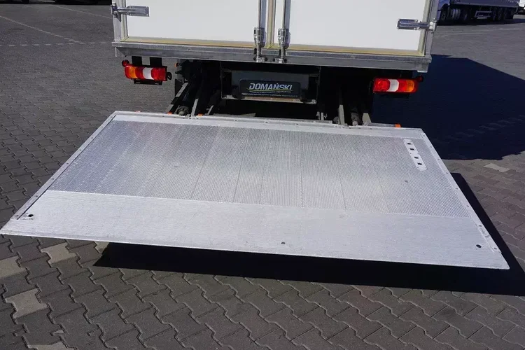 Mercedes ATEGO / 1221 / ACC / EURO 6 / KONTENER + WINDA / 17 PALET zdjęcie 38