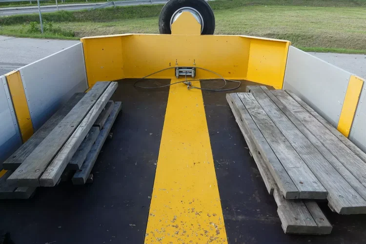 BODEX NISKOPODWOZIOWA / LAWETA / PRZEBIEG 18 TYS KM / zdjęcie 24