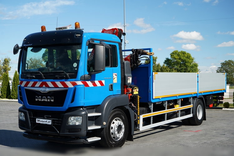 MAN TGS 18.320 / 4x2 / BURTOWY - 6.8 M + HDS FASSI F135 / wysów : 8 m / MOCNA PODŁOGA / STEROWANIE RADIOWE / ROTATOR / SPROWADZONY zdjęcie 9